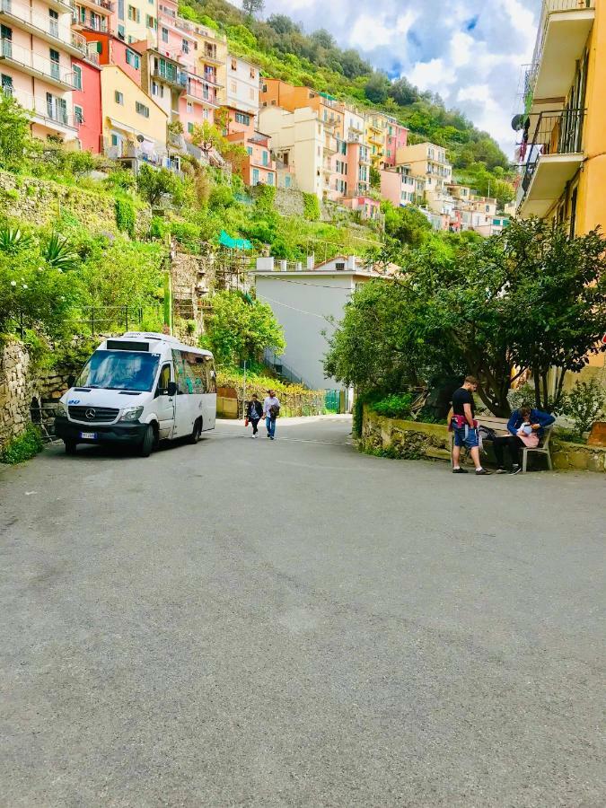 Willy'S Apartment Manarola Exterior foto