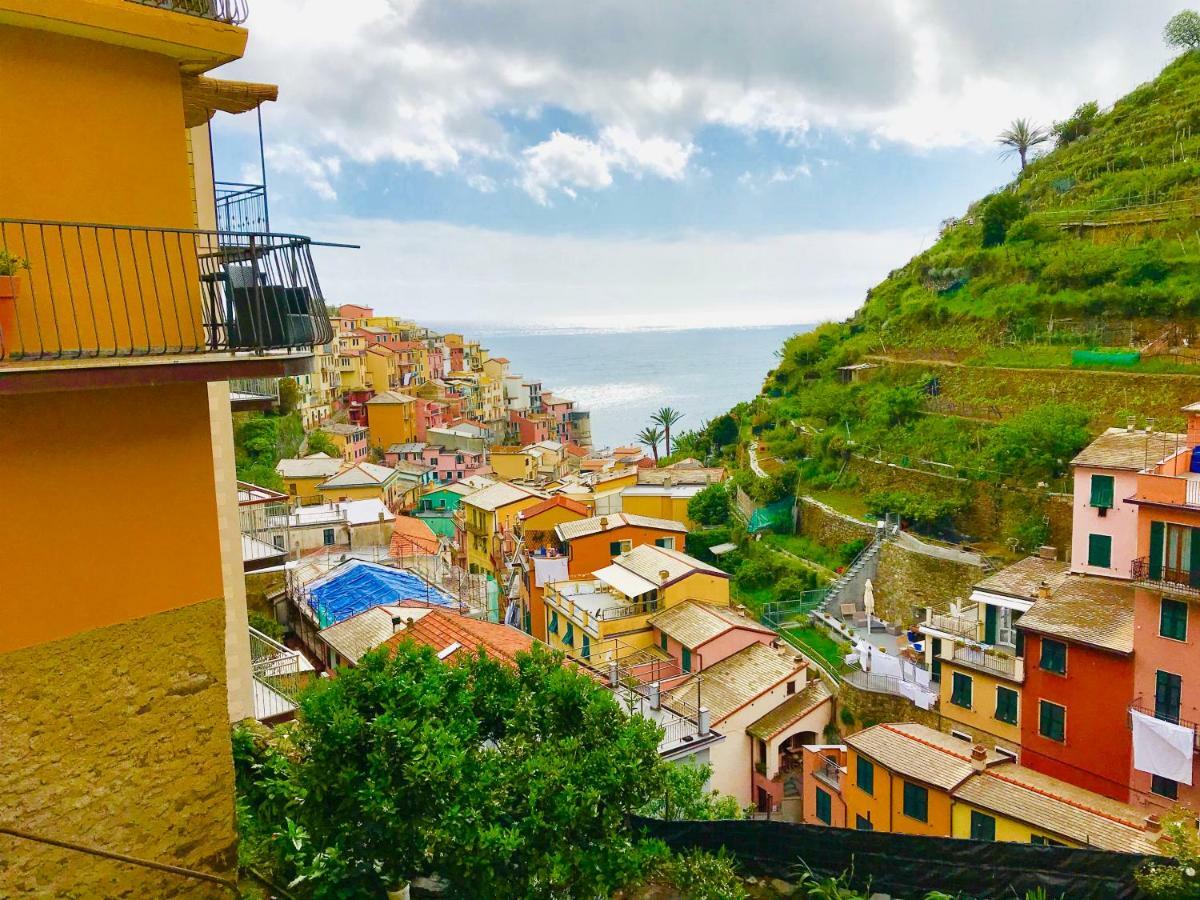 Willy'S Apartment Manarola Exterior foto